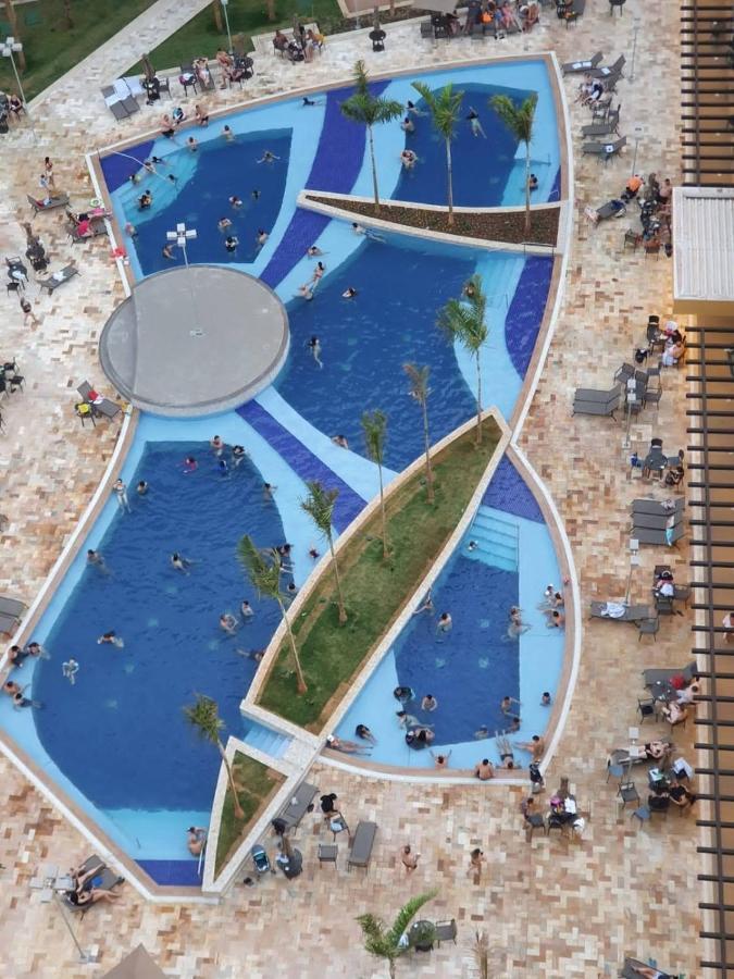 Enjoy Solar Das Aguas Park Resort Olímpia 外观 照片 The pool at the hotel