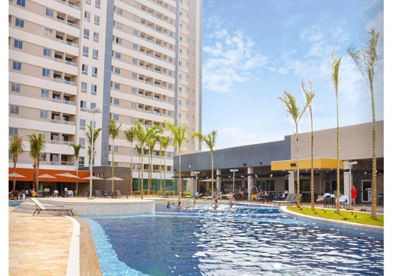 Enjoy Solar Das Aguas Park Resort Olímpia 外观 照片 The swimming pool at the 38th floor of the building