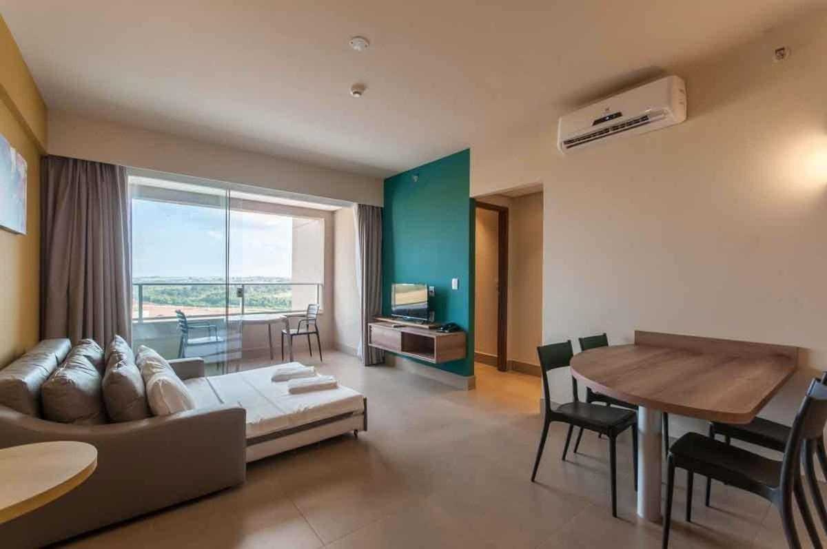 Enjoy Solar Das Aguas Park Resort Olímpia 外观 照片 A living room in a condominium