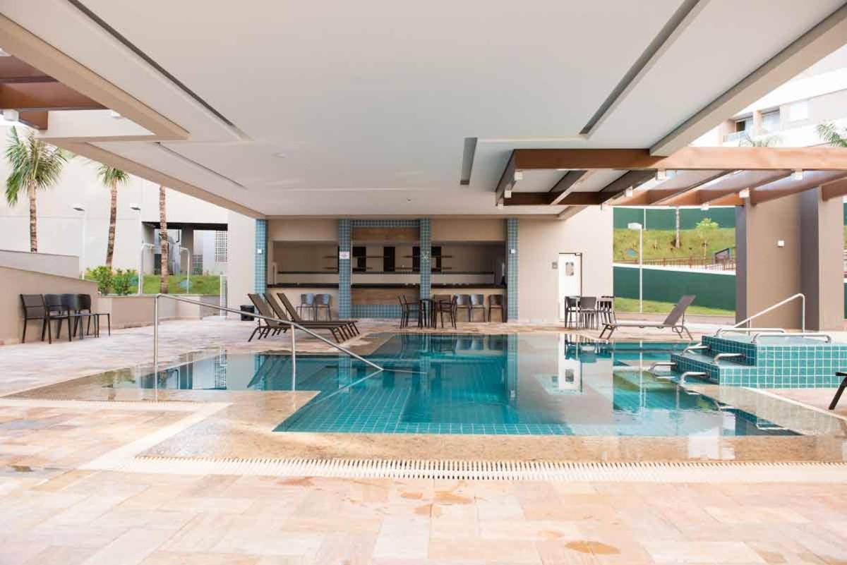 Enjoy Solar Das Aguas Park Resort Olímpia 外观 照片 The swimming pool at the hotel
