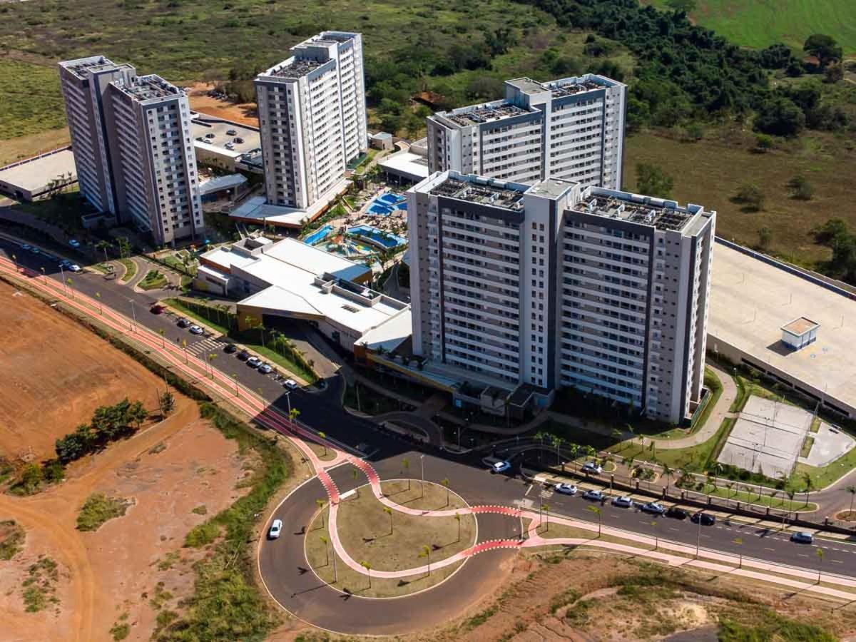 Enjoy Solar Das Aguas Park Resort Olímpia 外观 照片 Aerial view of the complex
