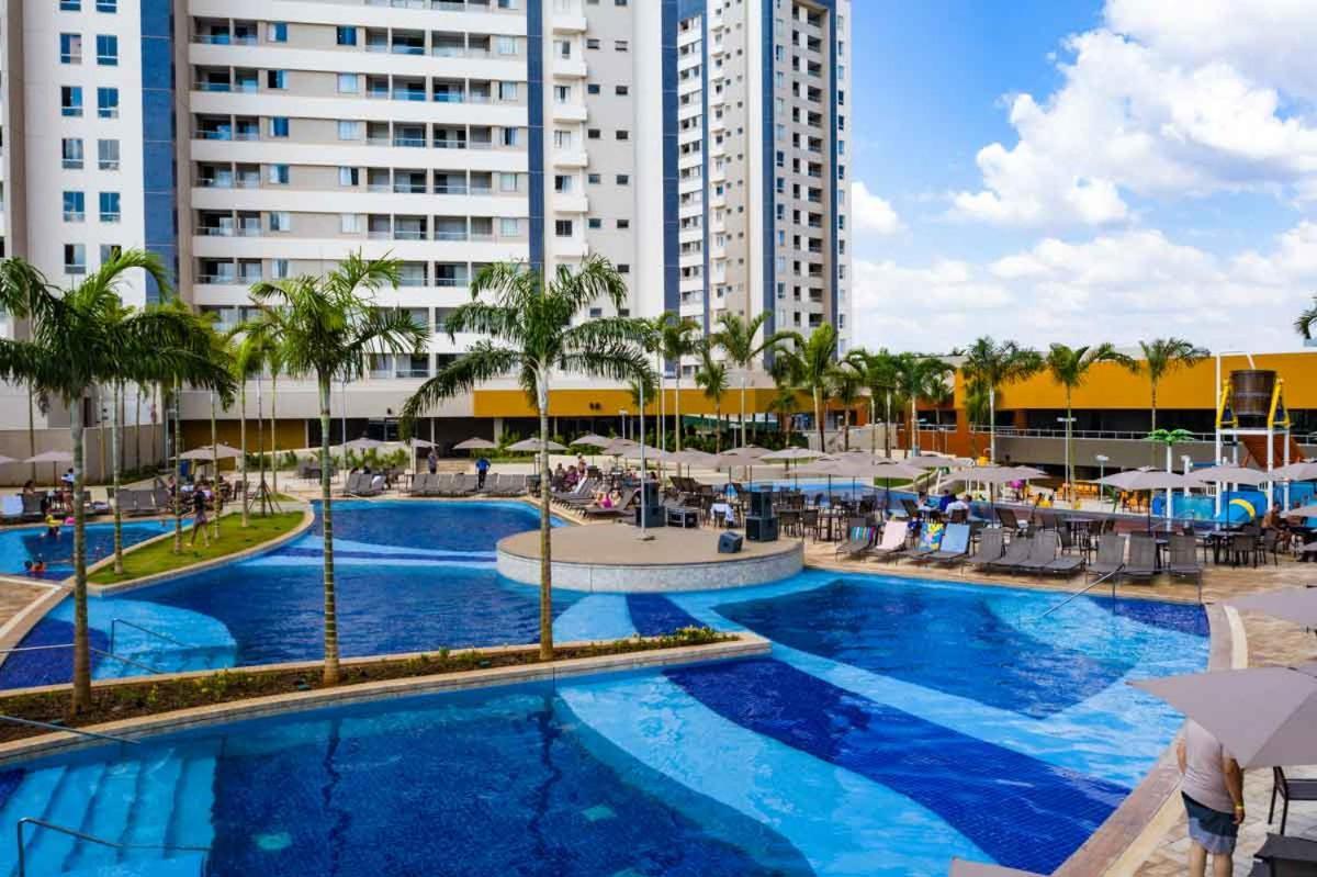 Enjoy Solar Das Aguas Park Resort Olímpia 外观 照片 The swimming pool at the Blue Residences