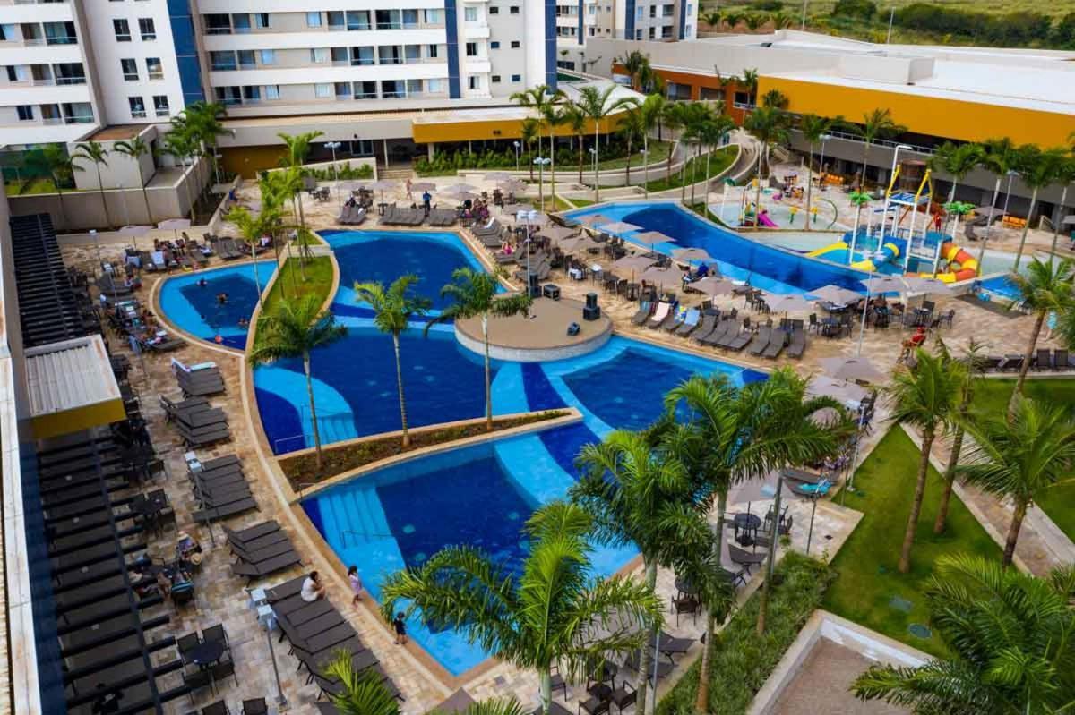 Enjoy Solar Das Aguas Park Resort Olímpia 外观 照片 The swimming pool at the resort